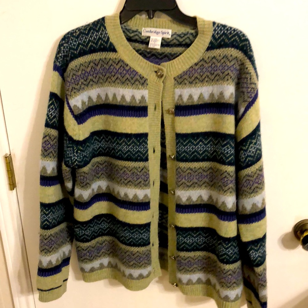 Cambridge Spirit Button Down Sweater Large